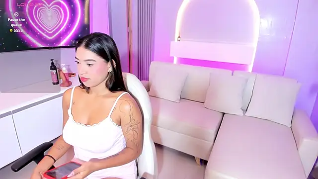 Ailee naughty online show from 12-19-25, 02:26