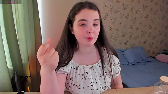 Alice next door online show from 03-21-26, 12:09