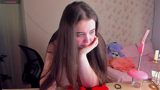 Alice next door online show from 04-22-26, 03:30