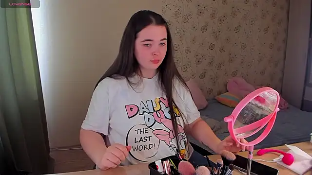 Alice next door online show from 03-11-26, 01:16