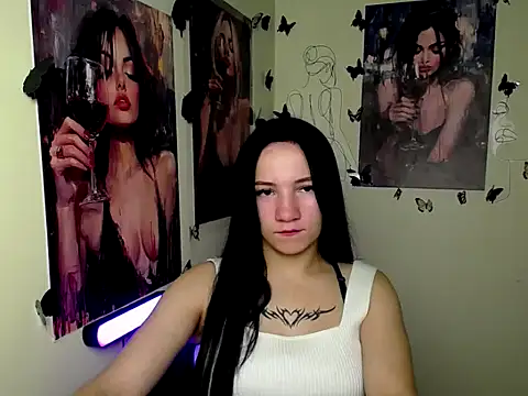 Em7MaA online show from 09-28-25, 06:59