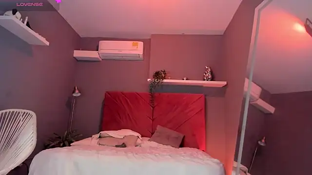 cinnia  online show from 02-10-26, 11:31