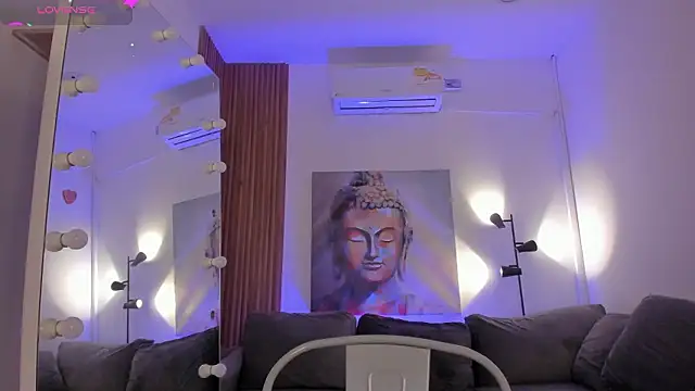 cinnia  online show from 02-20-26, 10:39