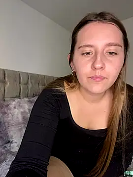 Cutie blondie online show from 12-16-25, 10:25