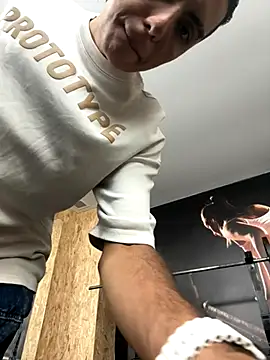 Mister Obsession online show from 11-29-25, 07:03