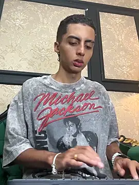 Mister Obsession online show from 11-18-25, 07:50