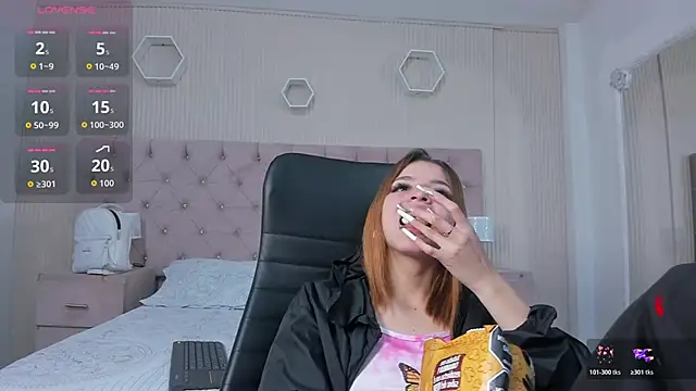 MadisonSky  online show from 11-08-25, 01:25