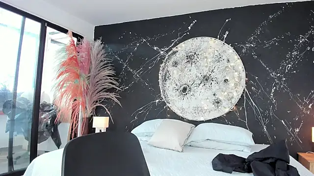 MadisonSky  online show from 12-14-25, 01:17