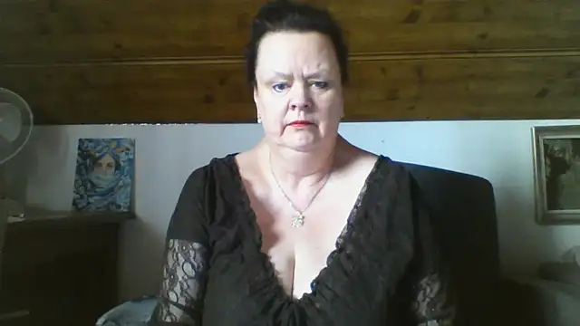 TiffanyMature online show from 04-07-26, 06:59