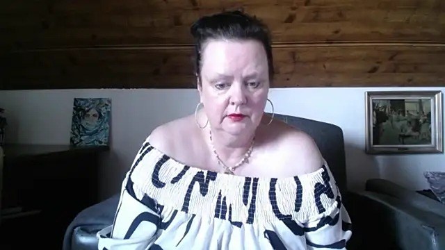 TiffanyMature online show from 05-24-26, 03:12