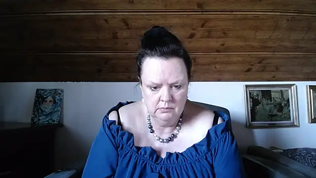 TiffanyMature online show from 04-29-26, 05:30