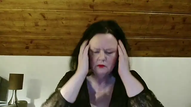 TiffanyMature online show from 12-15-25, 09:09