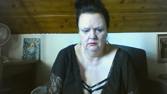 TiffanyMature online show from 04-02-26, 08:32