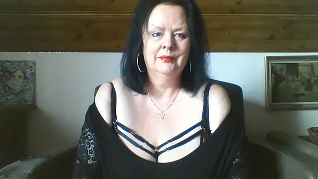 TiffanyMature online show from 03-24-26, 08:14