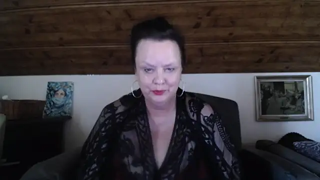 TiffanyMature online show from 06-25-26, 02:11