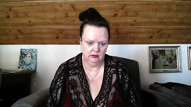 TiffanyMature online show from 07-10-26, 07:08