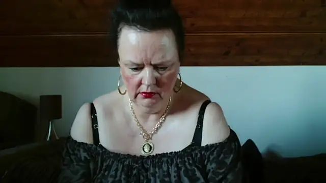 TiffanyMature online show from 11-07-25, 10:20