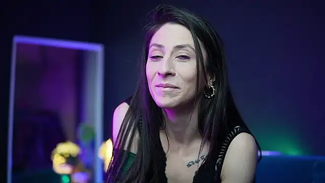 Snapshot of RubyRosa chatting on 02-20-26, 06:19 RubyRosa online show from 02-20-26, 06:19