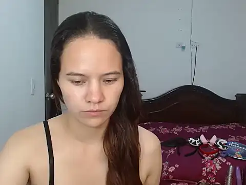 yarafuckass online show from 10-21-25, 04:39