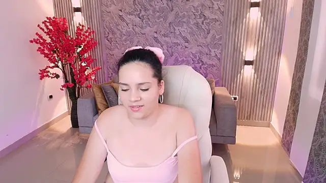 karlie small online show from 09-17-25, 07:38