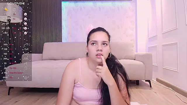 karlie small online show from 10-02-25, 07:50