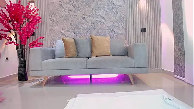 karlie small online show from 03-02-26, 08:05