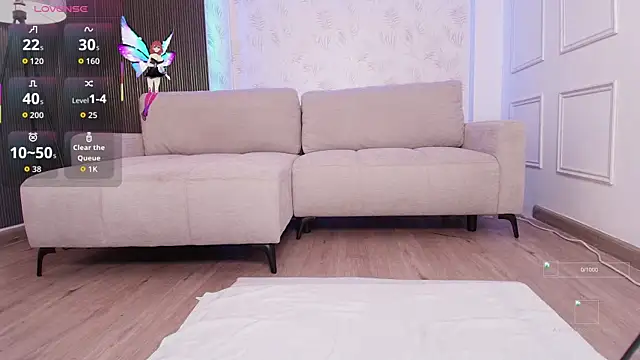 karlie small online show from 10-27-25, 07:48