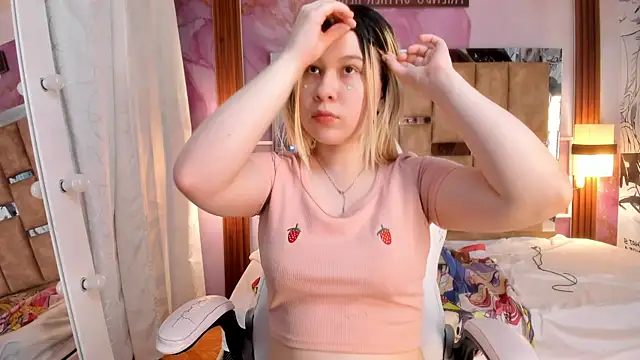 Melody Lolii online show from 10-10-25, 11:16