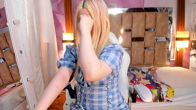 Melody Lolii online show from 10-25-25, 06:08