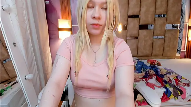 Melody Lolii online show from 12-13-25, 08:04