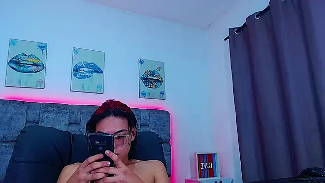 dirty model online show from 10-12-25, 02:46