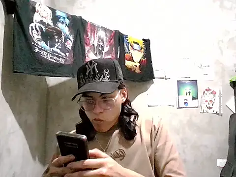 dirty model online show from 05-04-26, 10:56