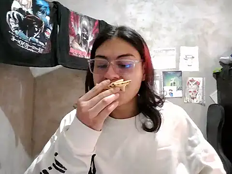 dirty model online show from 05-19-26, 05:53