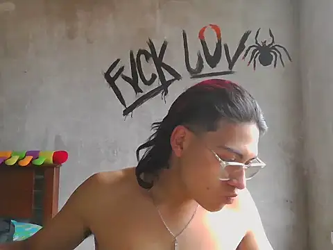 dirty model online show from 02-25-26, 09:58