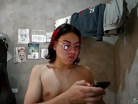 dirty model online show from 04-21-26, 06:03