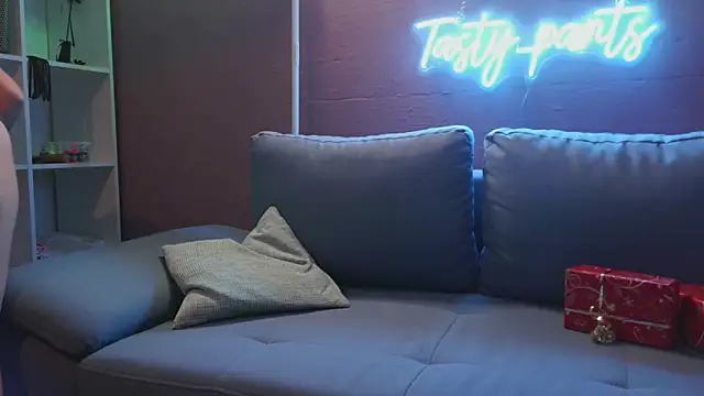 Tasty pants online show from 12-20-25, 11:13
