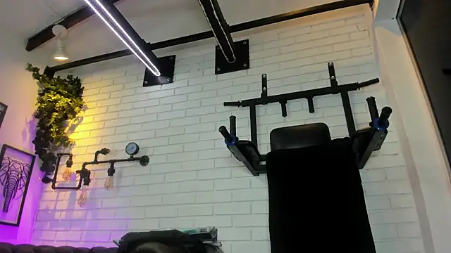 ItaloMoore online show from 03-12-26, 11:14