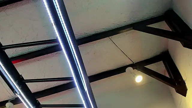 ItaloMoore online show from 11-23-25, 11:20