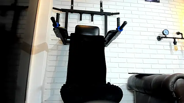 ItaloMoore online show from 04-08-26, 12:28