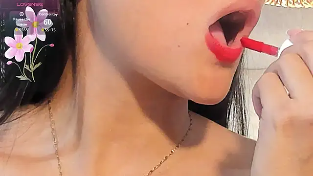 VioletHilton online show from 10-15-25, 07:11