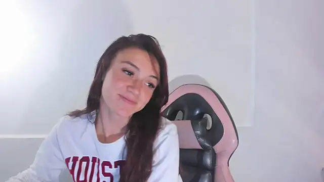 Amy Kobold3 online show from 11-15-25, 11:09