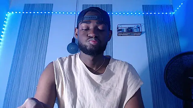 eebony stallion online show from 02-21-26, 12:23