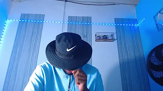 eebony stallion online show from 02-07-26, 03:14