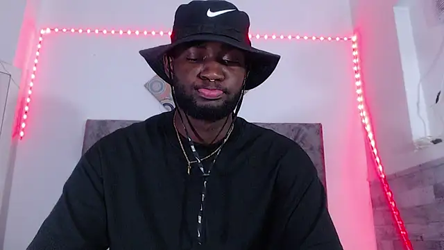 eebony stallion online show from 04-08-26, 06:20