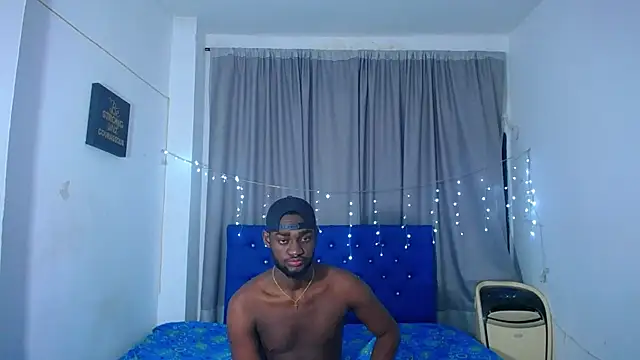 eebony stallion online show from 12-05-25, 10:47