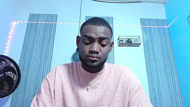 eebony stallion online show from 10-28-25, 03:18