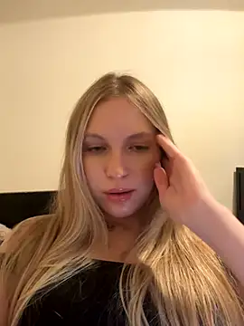 bbysonia online show from 10-25-25, 08:20