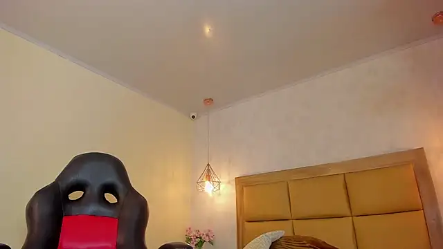 MELISSAROUGE online show from 05-29-26, 07:31