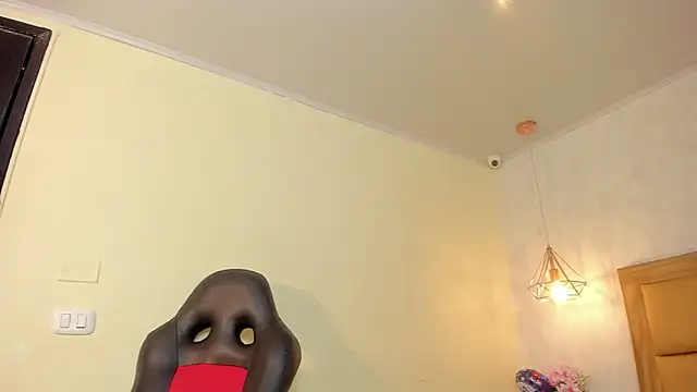 Snapshot of MELISSAROUGE chatting on 07-16-26, 01:52 MELISSAROUGE online show from 07-16-26, 01:52