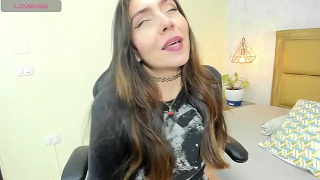 MELISSAROUGE online show from 09-17-25, 07:38